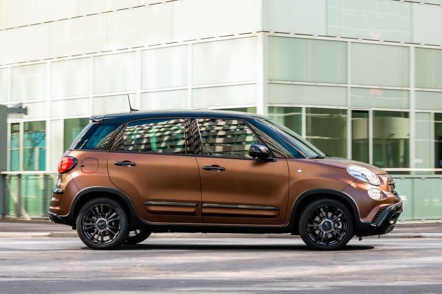  Fiat 500L S-Design (330) 2018 года  (фото 13 из 17)